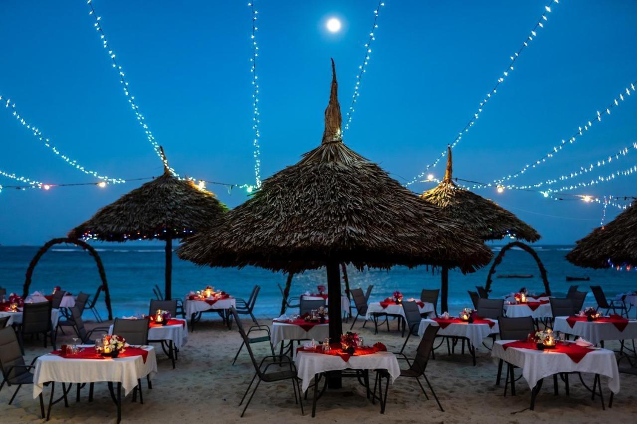 Southern Palms Beach Resort Diani Beach Esterno foto