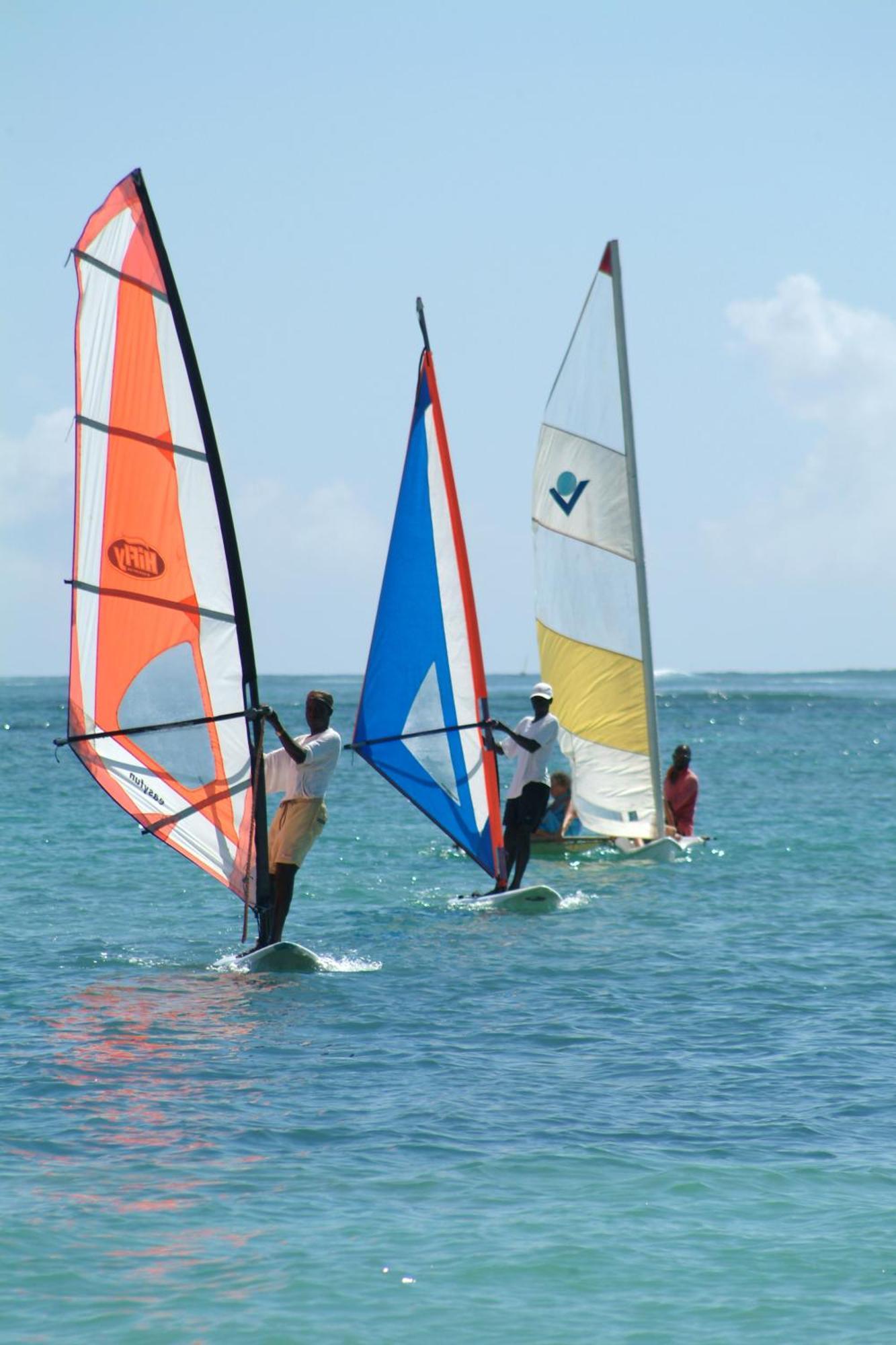 Southern Palms Beach Resort Diani Beach Esterno foto