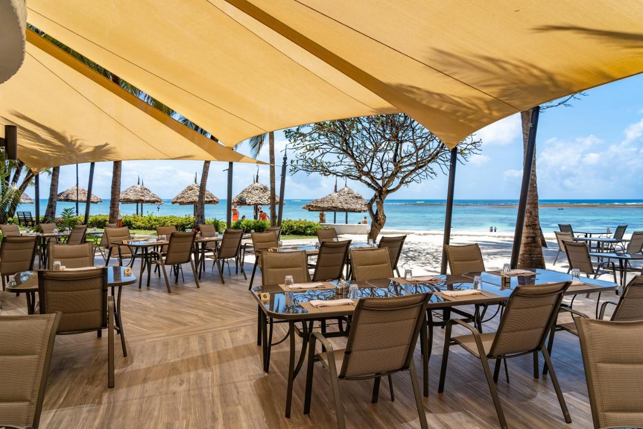 Southern Palms Beach Resort Diani Beach Esterno foto