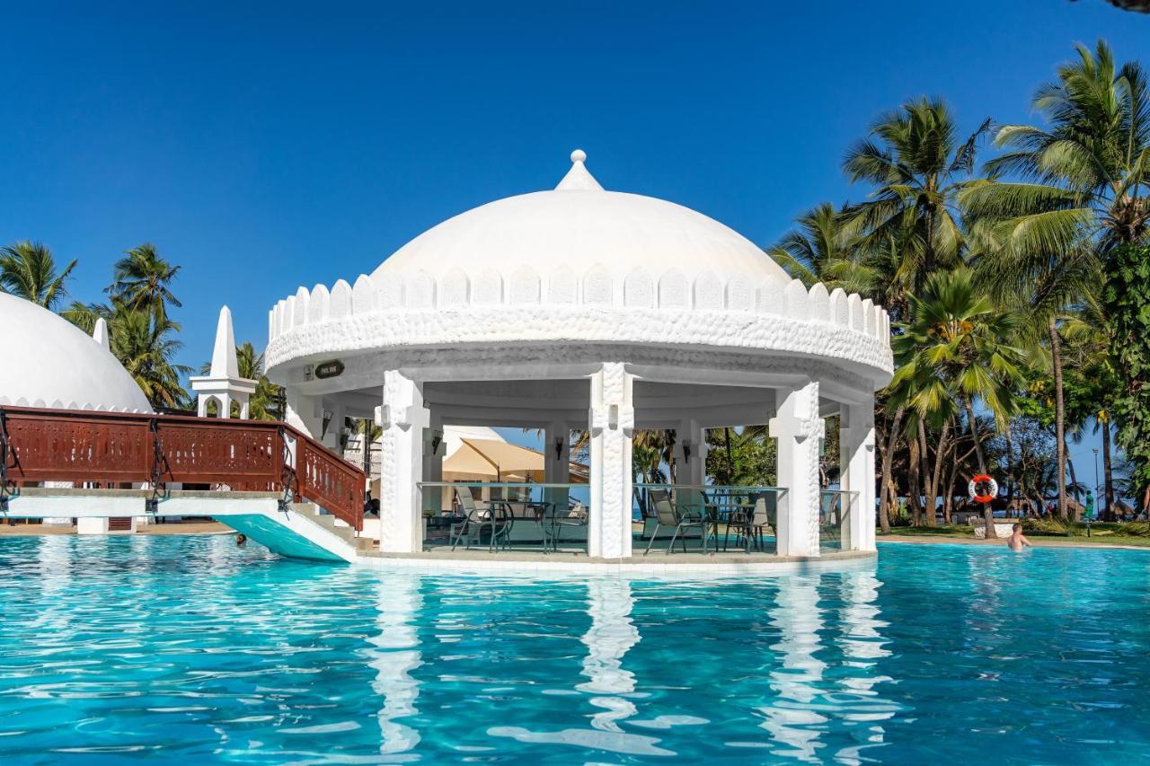 Southern Palms Beach Resort Diani Beach Esterno foto