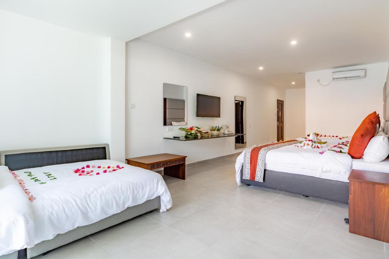 Southern Palms Beach Resort Diani Beach Esterno foto
