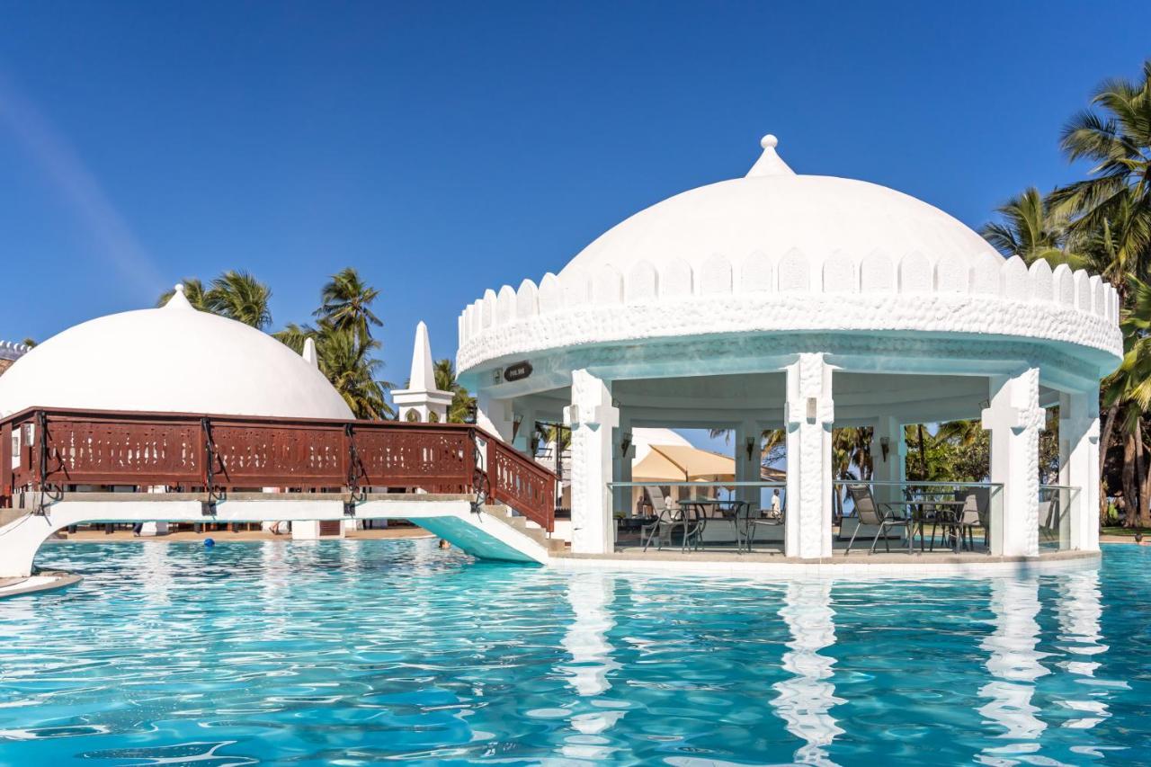 Southern Palms Beach Resort Diani Beach Esterno foto
